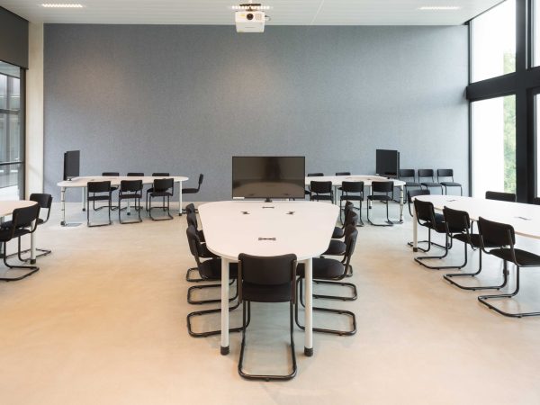 PET_panel_9mm_Grey_classroom_6
